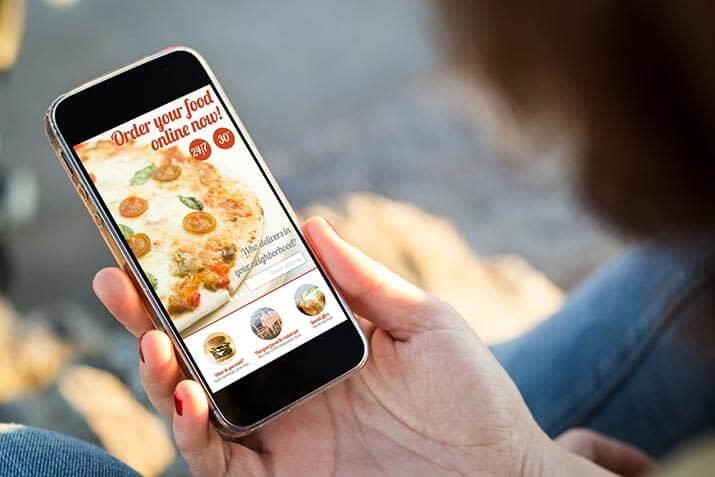 Restaurant Apps: The 7 Must-Have Features of Effective Apps in 2024